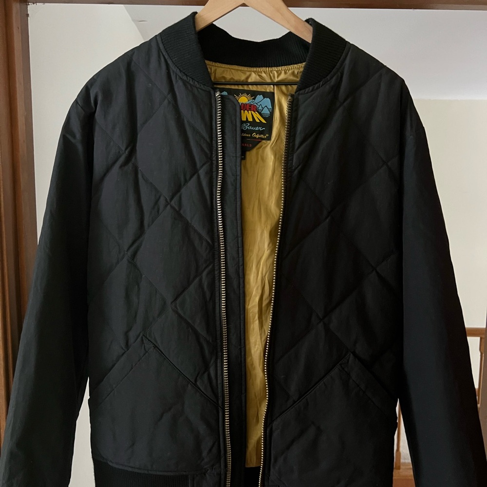 Eddie Bauer Skyliner Bomber 2024
